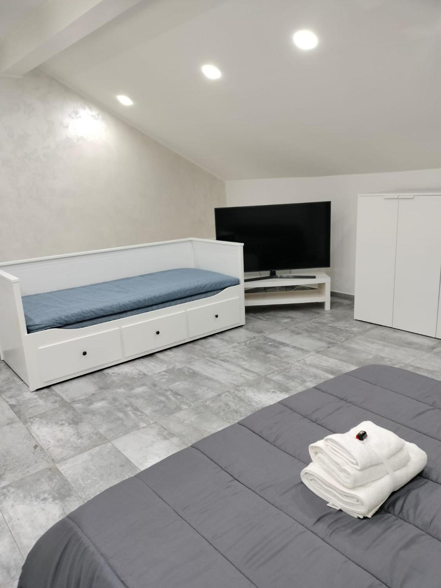 Holiday Home Litteri One Aeroporto di Catania Fontana Rossa Esterno foto